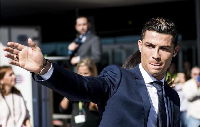 亚泰官方：寒潮来袭，长春亚泰队备战训练转至室内足球馆（亚泰官宣：因寒潮影响，长春亚泰队将备战改在室内足球馆进行）