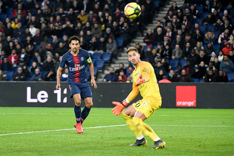 科里纳：正讨论足球中教练喊暂停的可能性，努力寻找解决方案