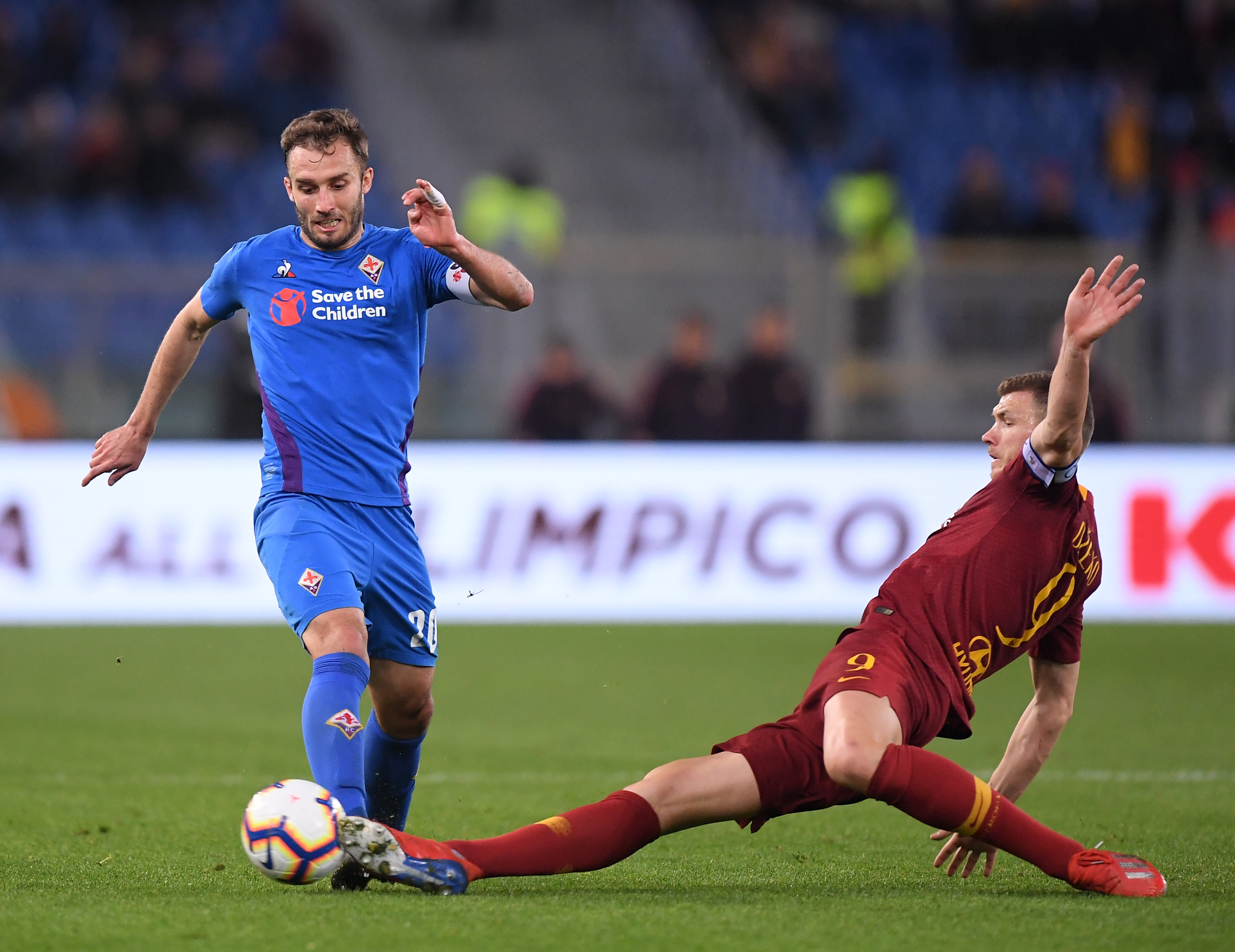 西媒：拉波尔塔将与亚马尔共同出席环足奖颁奖典礼（西媒：拉波尔塔将携亚马尔亮相环足奖颁奖典礼）