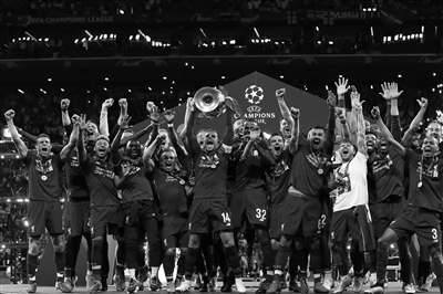 塔帅：我认为切尔西是争冠球队；特罗萨德有可能出场