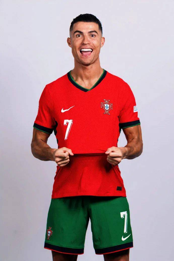 中超球队2025亚冠总结：申花海港蓉城排名积分榜后三位，国安垫底