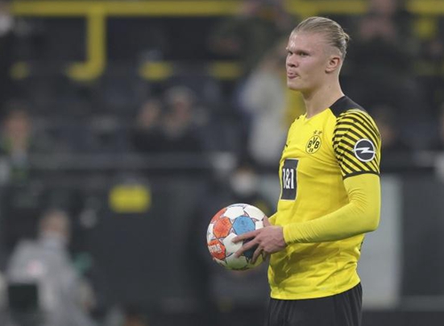 海外情报击败天空预测！富勒姆1-0力克诺丁汉森林，希门内斯点杀（海外消息逆转天空预判！富勒姆1-0诺丁汉森林，希门内斯点射制胜）