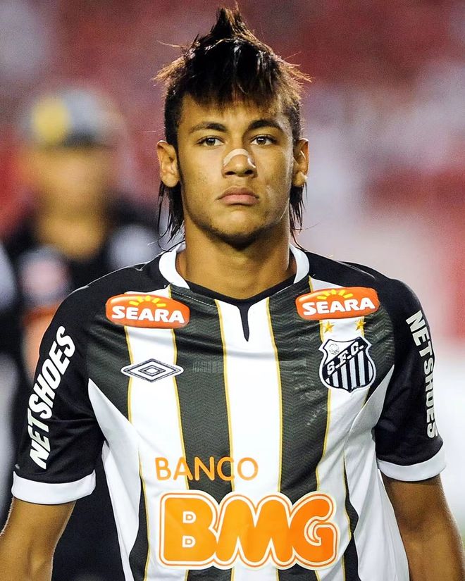 米体：虽然DV9经历肌肉疲劳，但斯帅仍会让他首发踢佛罗伦萨