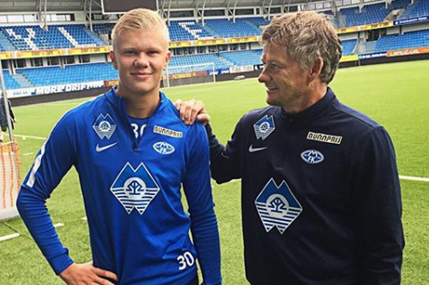 罗马诺：莱万不在迈阿密国际2026年引援目标名单中（罗马诺：莱万未在迈阿密国际2026年引援计划之列）