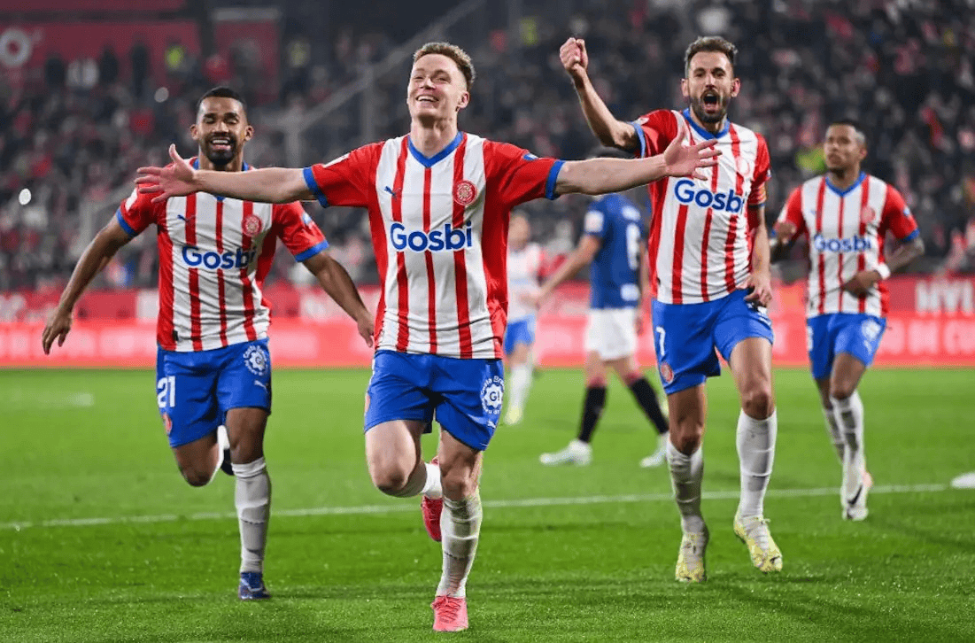 欧冠连续赛季进球纪录：本泽马、梅西连续18赛季进球第1（欧冠连续进球赛季纪录：梅西、本泽马18个赛季都有进球并列第一）