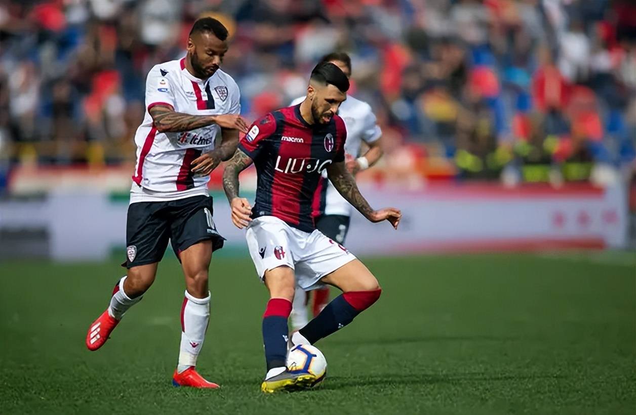 亚马尔与19岁女网红购物被偷拍 她有140多万粉丝（亚马尔与19岁女网红逛街被拍到 对方粉丝数超140万）