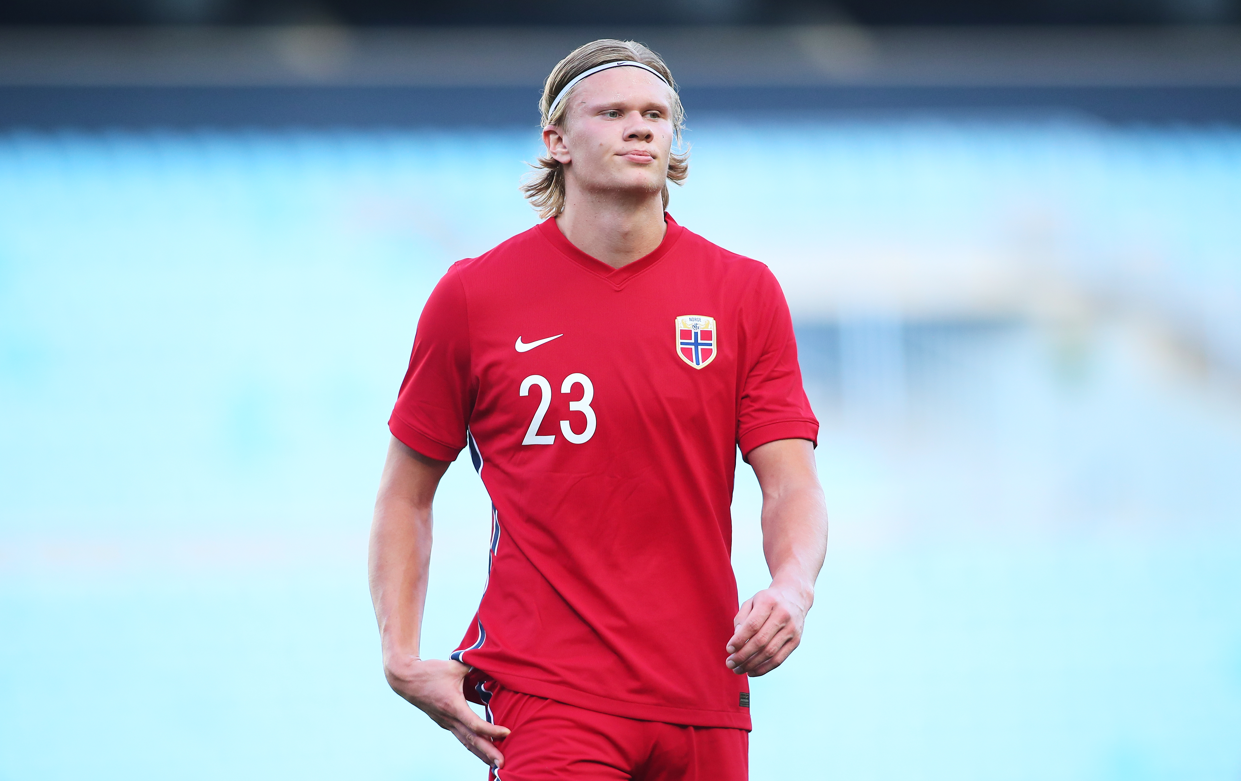 随着曼联1-1遭绝平，英超最新积分榜出炉：阿森纳一枝独秀