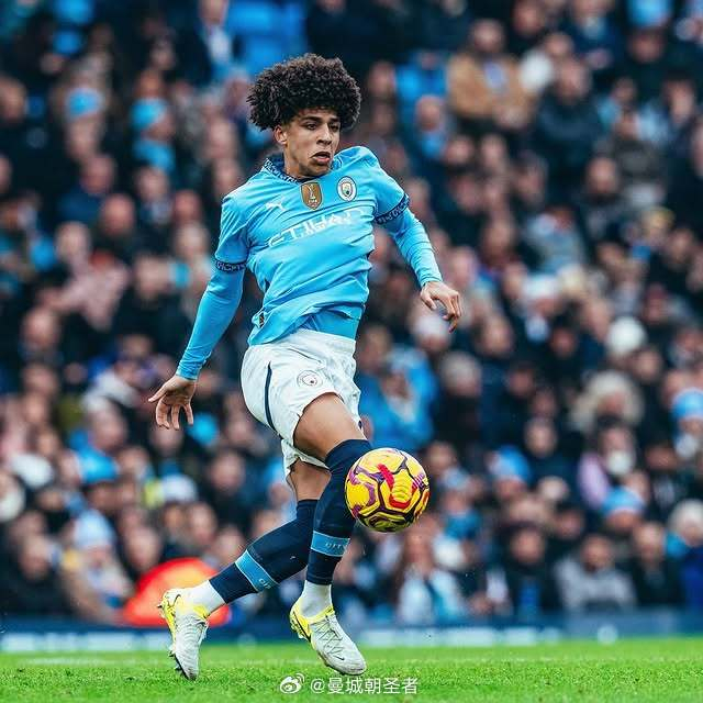 FIFA最佳球员投票亮点：C罗、姆巴佩未参与；西班牙将帅没投登贝莱（FIFA年度最佳投票看点：C罗、姆巴佩缺席，西班牙主帅与队长未投登贝莱）