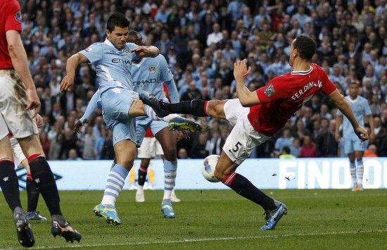 申花3-1津门虎连续两年屈居亚军，李嗣镕首秀即破门，吴曦点射