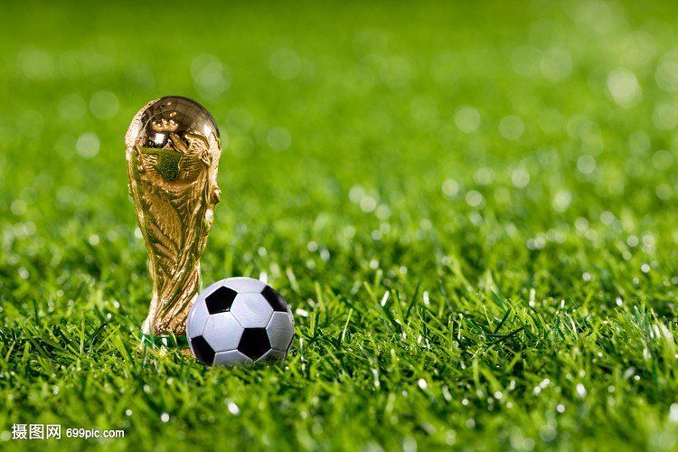 内维斯国家队和俱乐部近17场攻入11球，生涯此前146场仅进9球