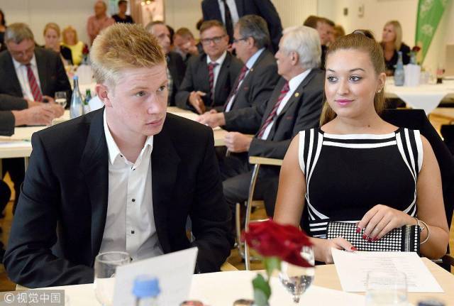 意甲战报：内雷斯双响，斯卡马卡破门，那不勒斯3-1亚特兰大（意甲综述：内雷斯梅开二度，斯卡马卡建功，那不勒斯3-1力克亚特兰大）