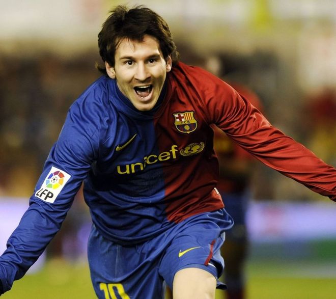 贝纳蒂亚：C罗有次赛后11点主动加练，他能书写传奇绝非偶然（贝纳蒂亚：C罗赛后夜里11点仍主动加练，成就传奇绝非巧合）