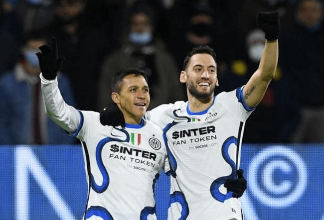 扎卡：阿隆索不在乎球员名气和身价，训练足够努力就会有机会（扎卡：阿隆索重视训练态度而非名气与身价，努力者自有机会）